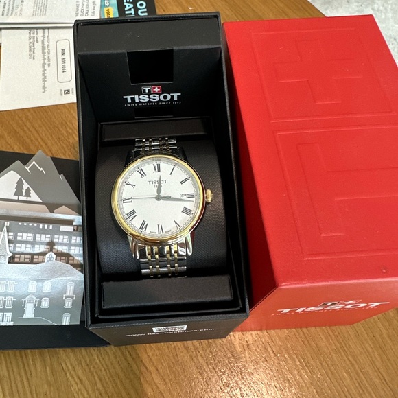 Men's Tissot Classic Carson white face stainless steel Watch. Brandnewnever worn - Picture 6 of 10